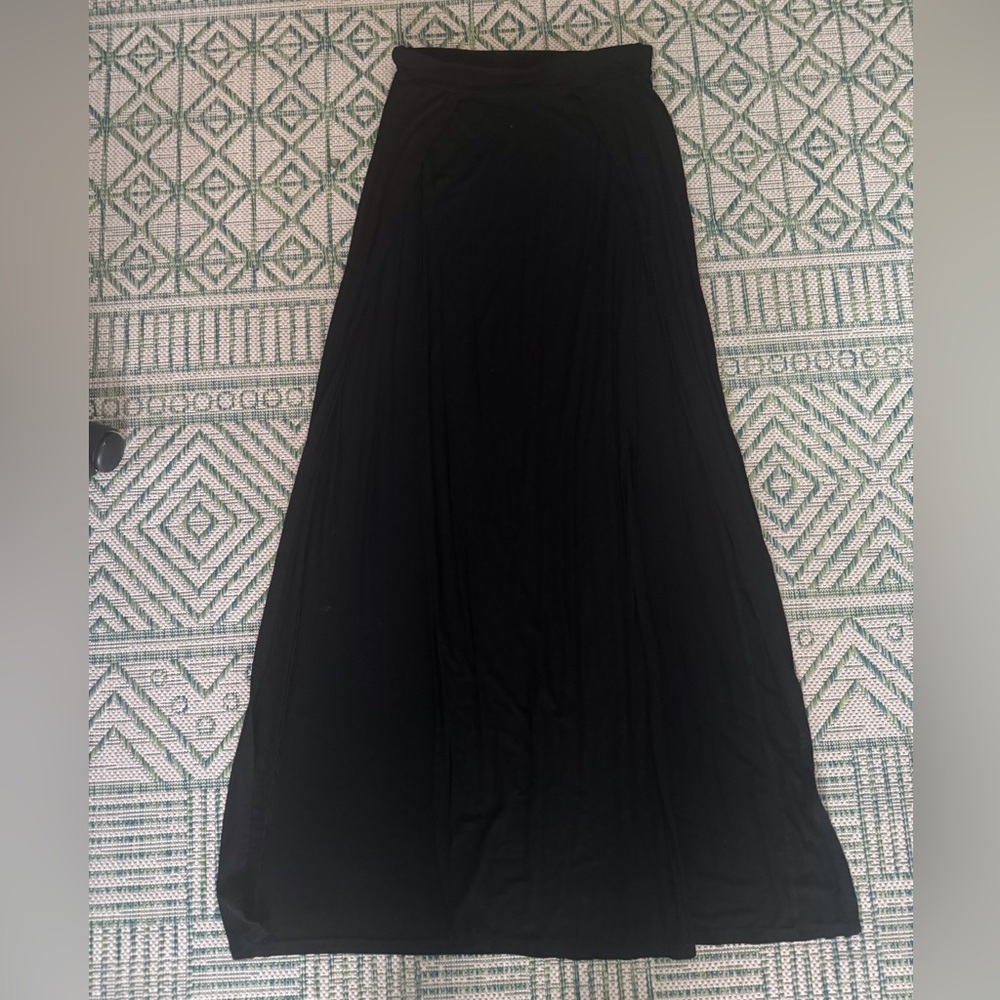 SHEIN Classic Black A-Line Maxi Skirt With High Side Slit M Stretch VGUC